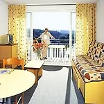 & Golf Ilbarritz Apart-hotel 4*