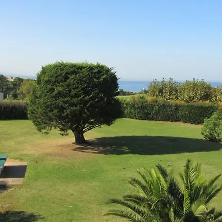 & Golf Ilbarritz Aparthotel
