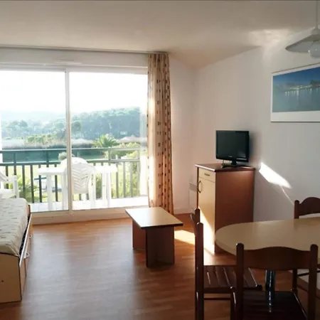& Golf Ilbarritz Aparthotel