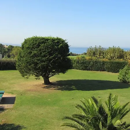 & Golf Ilbarritz Aparthotel 4*