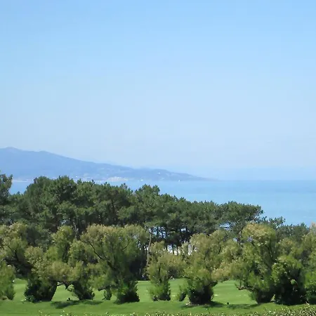 & Golf Ilbarritz Aparthotel